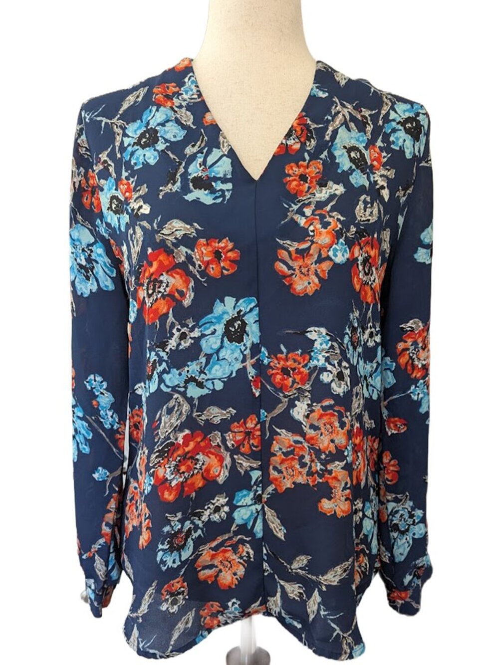 Violet + Claire Red Blue Floral V-neck Blouse